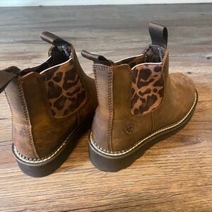 Ariat 10042418 Nashville Youth Cowgirl Boot